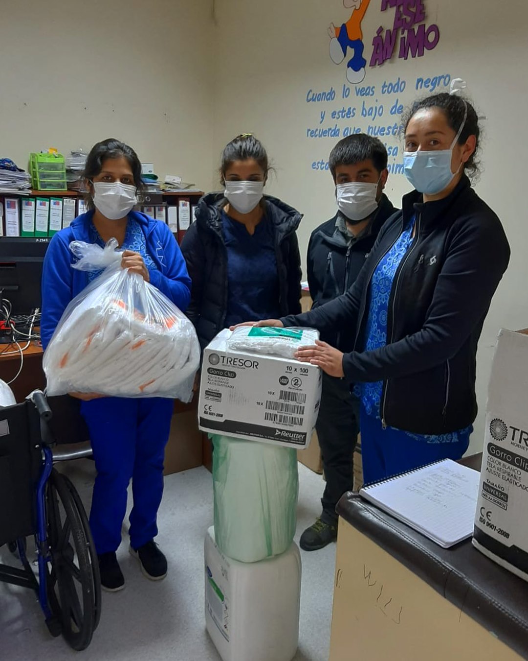 Fondo solidario de la industria salmonera irá en apoyo a hospitales y centros de salud de la zona sur