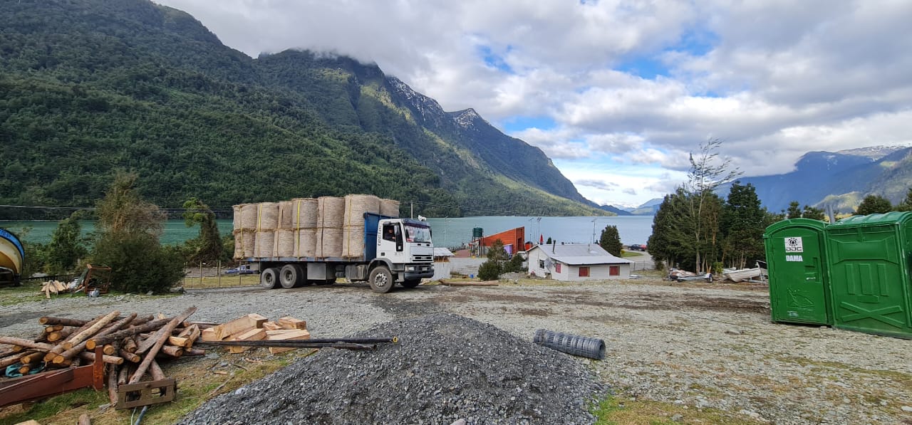 SalmonChile apoya a agricultores afectados por nevazones