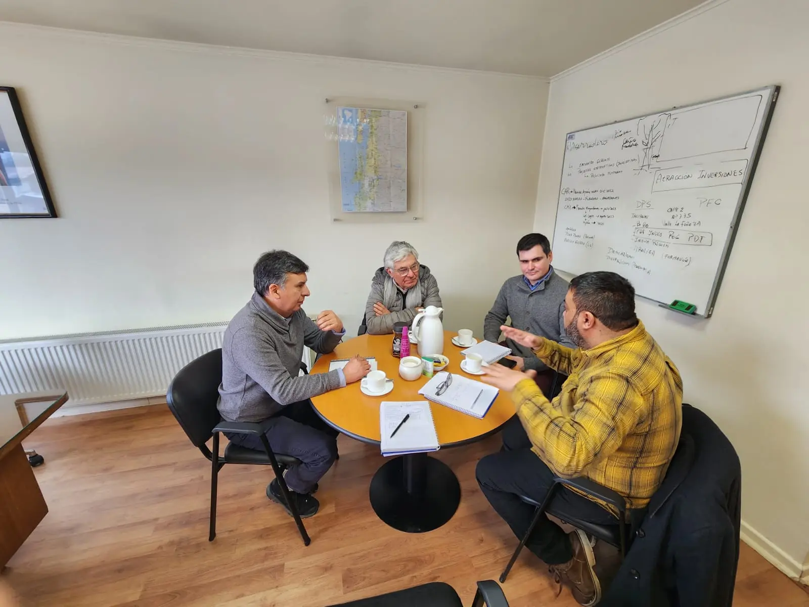 Región de Aysén: SalmonChile se reúne con autoridades para abordar el desarrollo de la salmonicultura