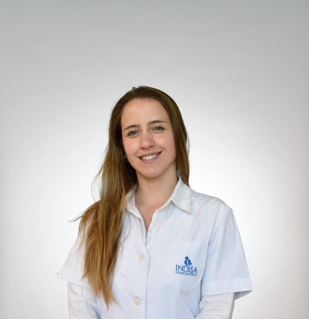 Valentina Busch, nutricionista pediátrica Clínica INDISA: “El salmón es una buena fuente de proteínas y Omega 3, necesario para un buen desarrollo del sistema nervioso”
