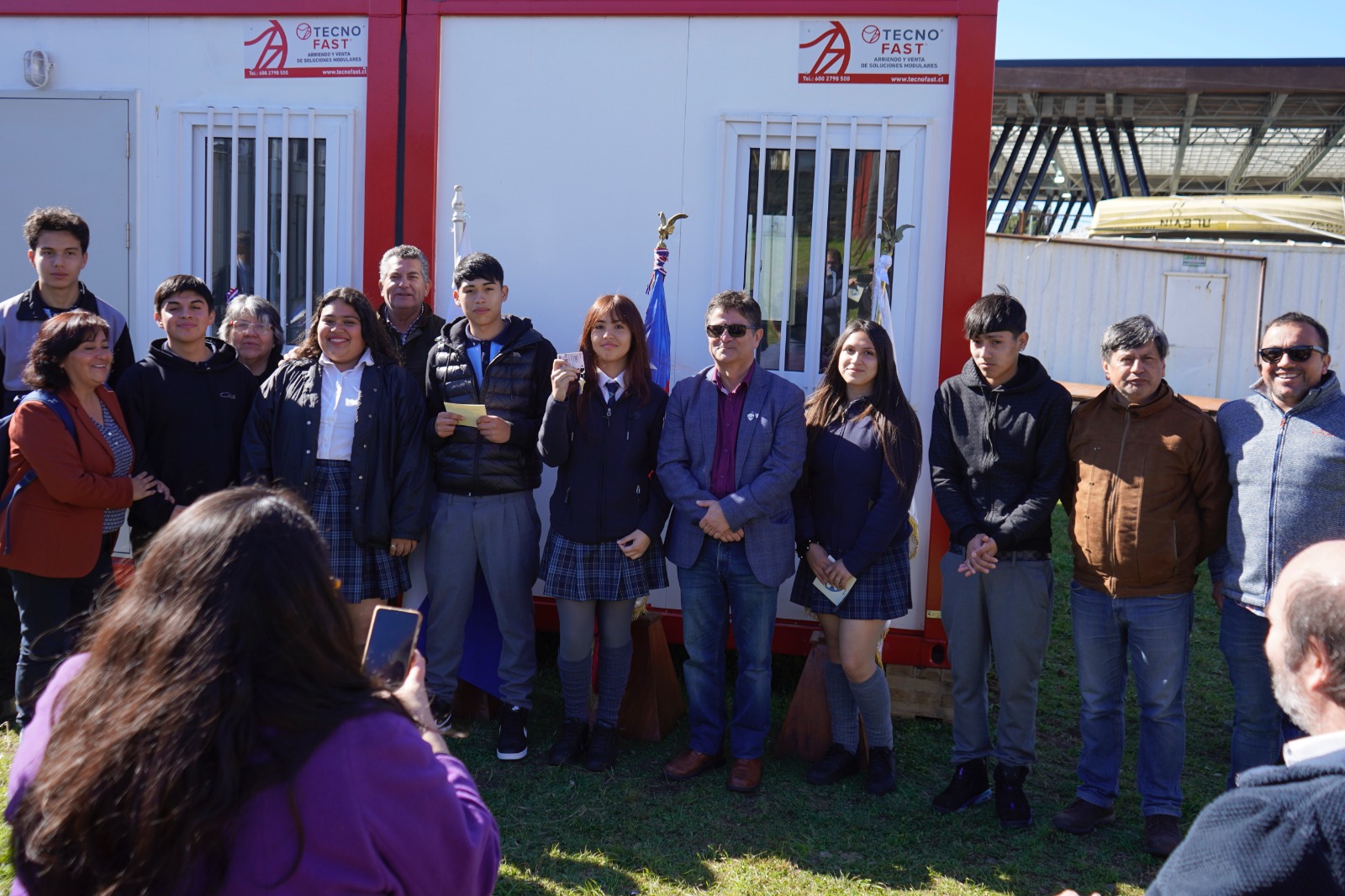 Estudiantes de Calbuco cuentan con nuevos espacios mientras se construye Liceo Politécnic