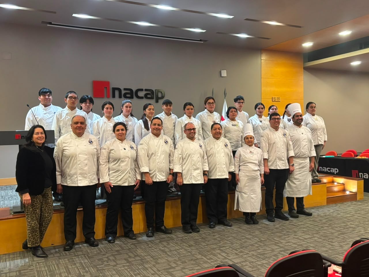 SalmonChile y Les Toques Blanches consolidan alianza por tercer año consecutivo para impulsar el talento culinario en el sur de Chile