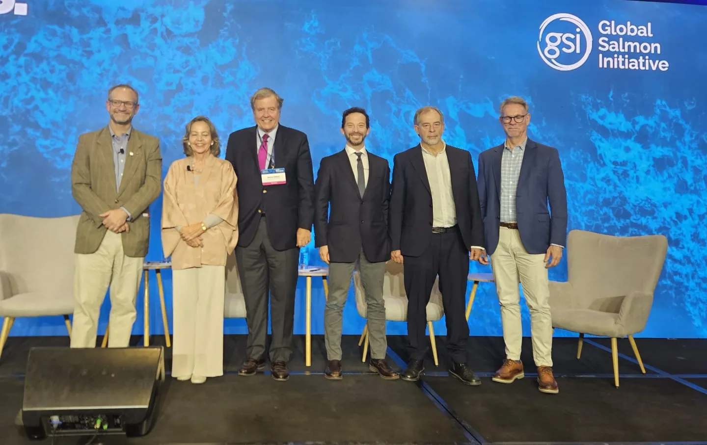Presidente de SalmonChile participa en seminario internacional “Blue Horizons”