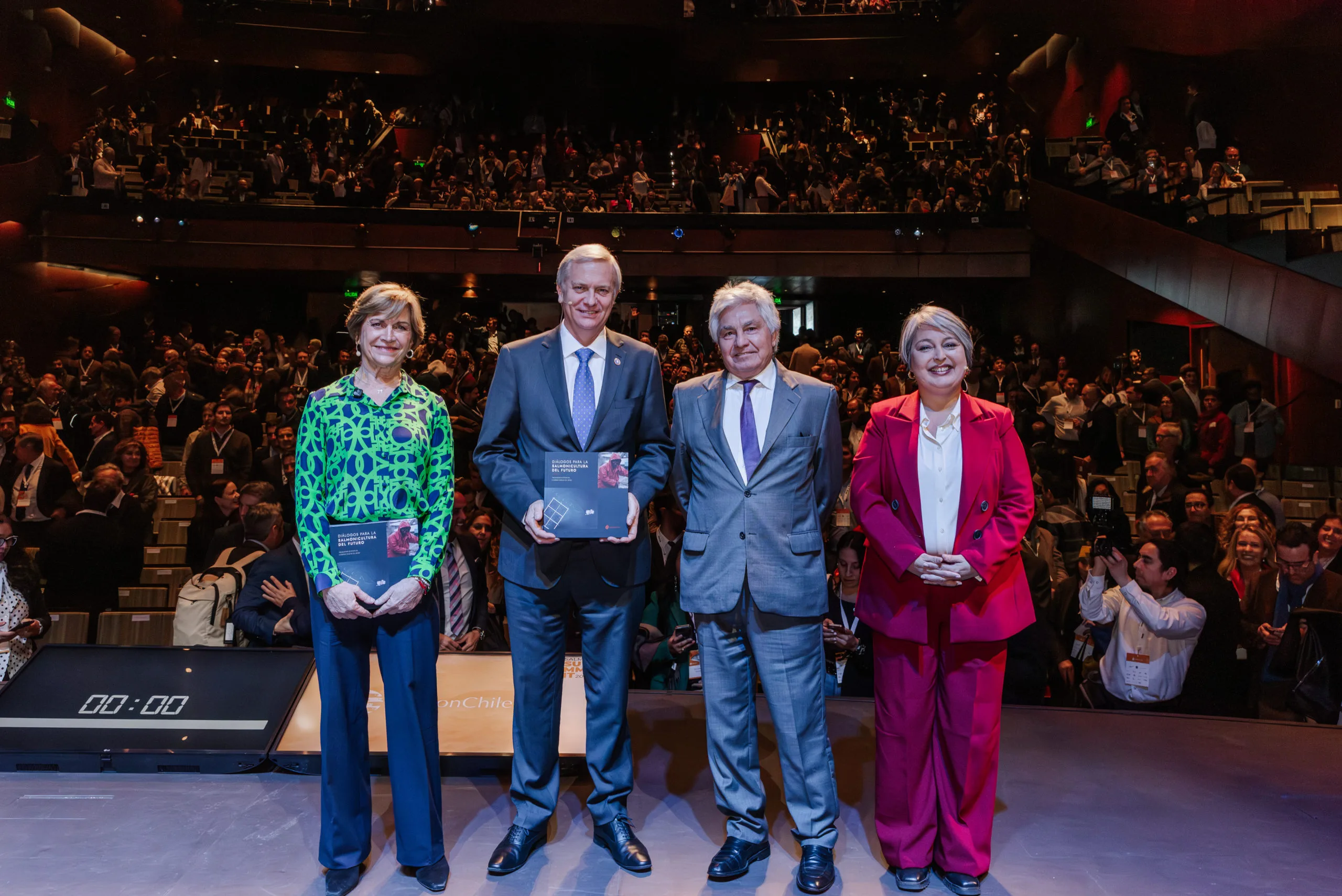 En el cierre de Salmón Summit 2025: Arturo Clément, presidente de SalmonChile: «Podemos crecer aquí y ahora, pero tiene que haber voluntad política»