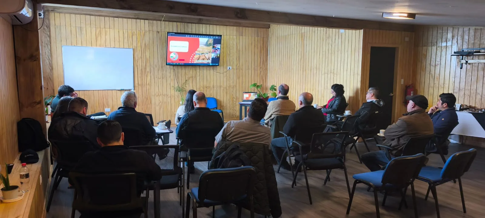SalmonChile acompaña avance del Comité Multisectorial de Quellón en la definición de su modelo organizacional