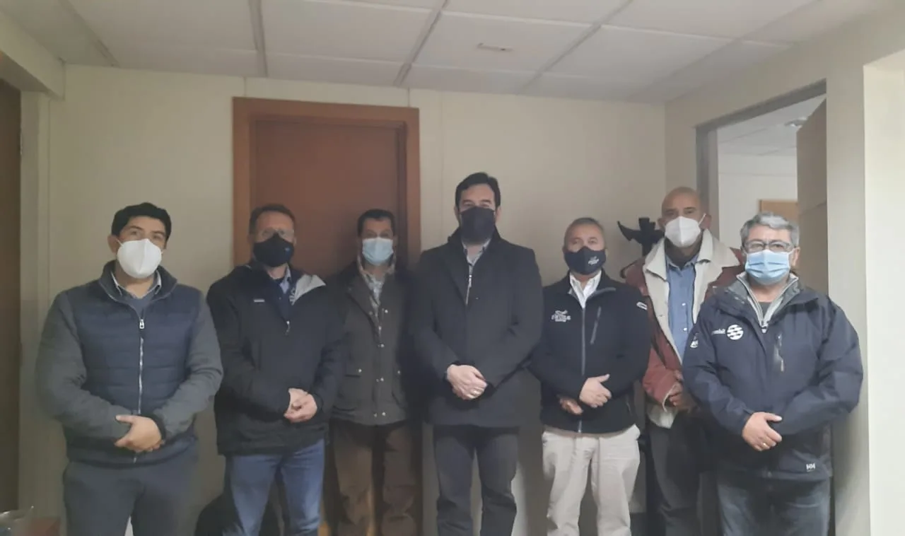 SalmonChile se reúne con  gobernador electo de La Araucanía y se pone a disposición para trabajar en conjunto
