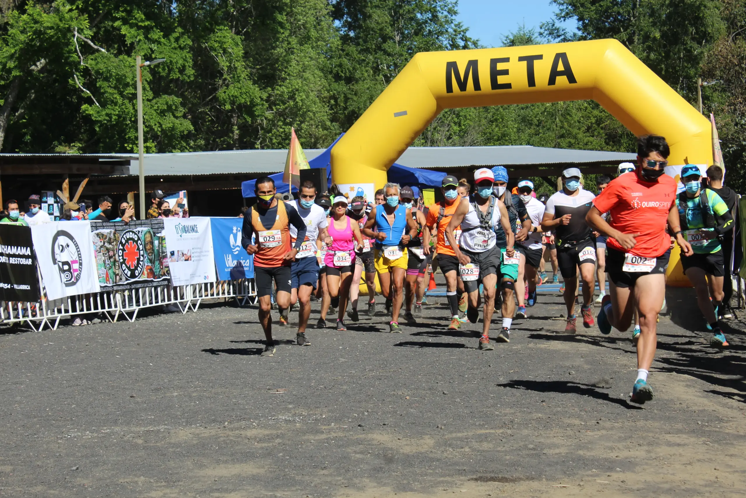 La Araucanía: SalmonChile junto a empresas socias participan en tercera versión del Huincacara Cross