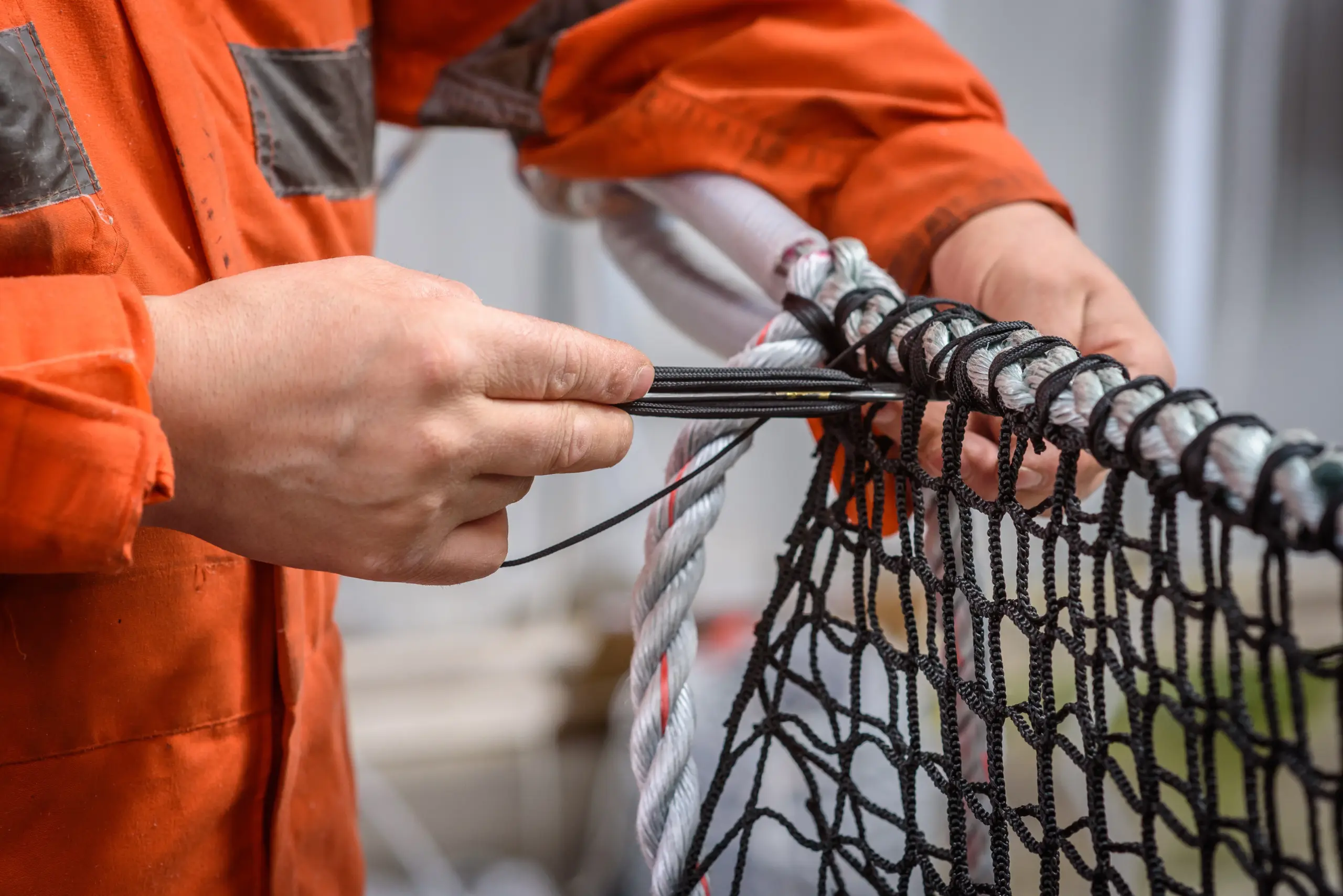 Nueva empresa proveedora de la industria del salmón aterriza en Aysén