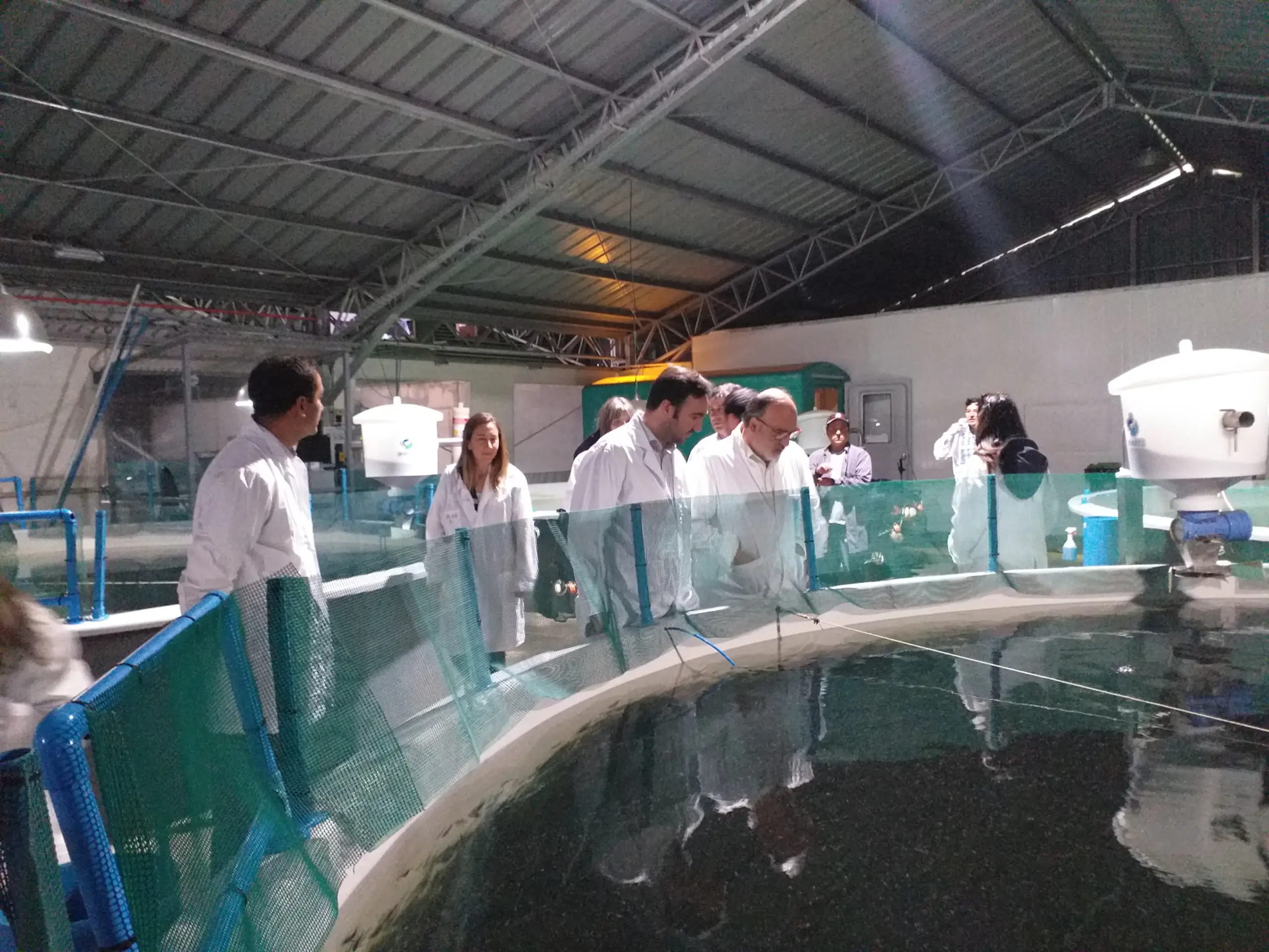 Subsecretario de Pesca y Directora Nacional de Senapesca visitaron piscicultura en La Araucanía