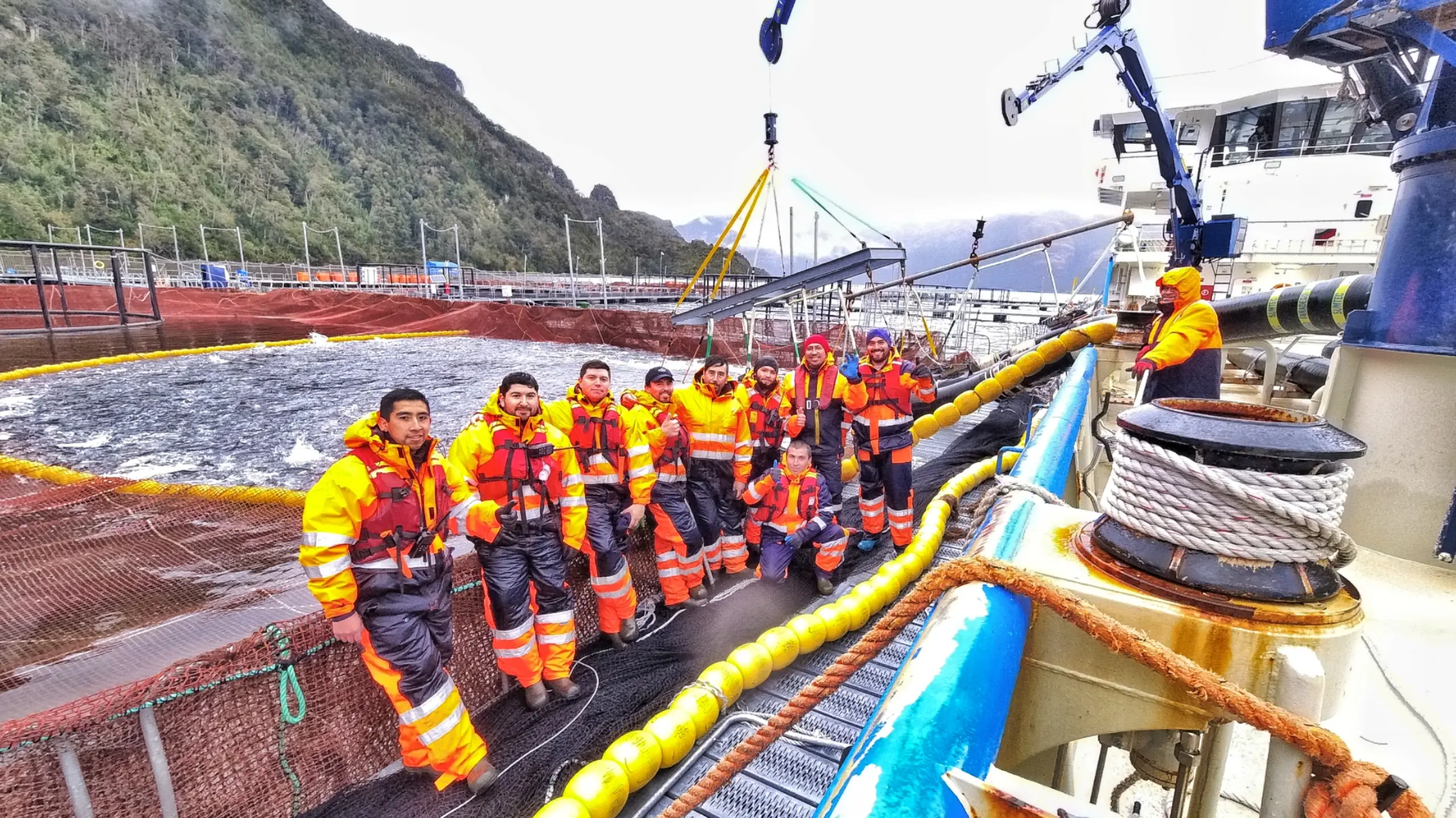 SalmonChile premia a los ganadores del concurso Gente del Salmón 2021