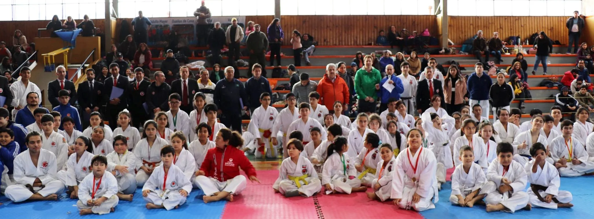 SalmonChile apoya el deporte en La Araucanía