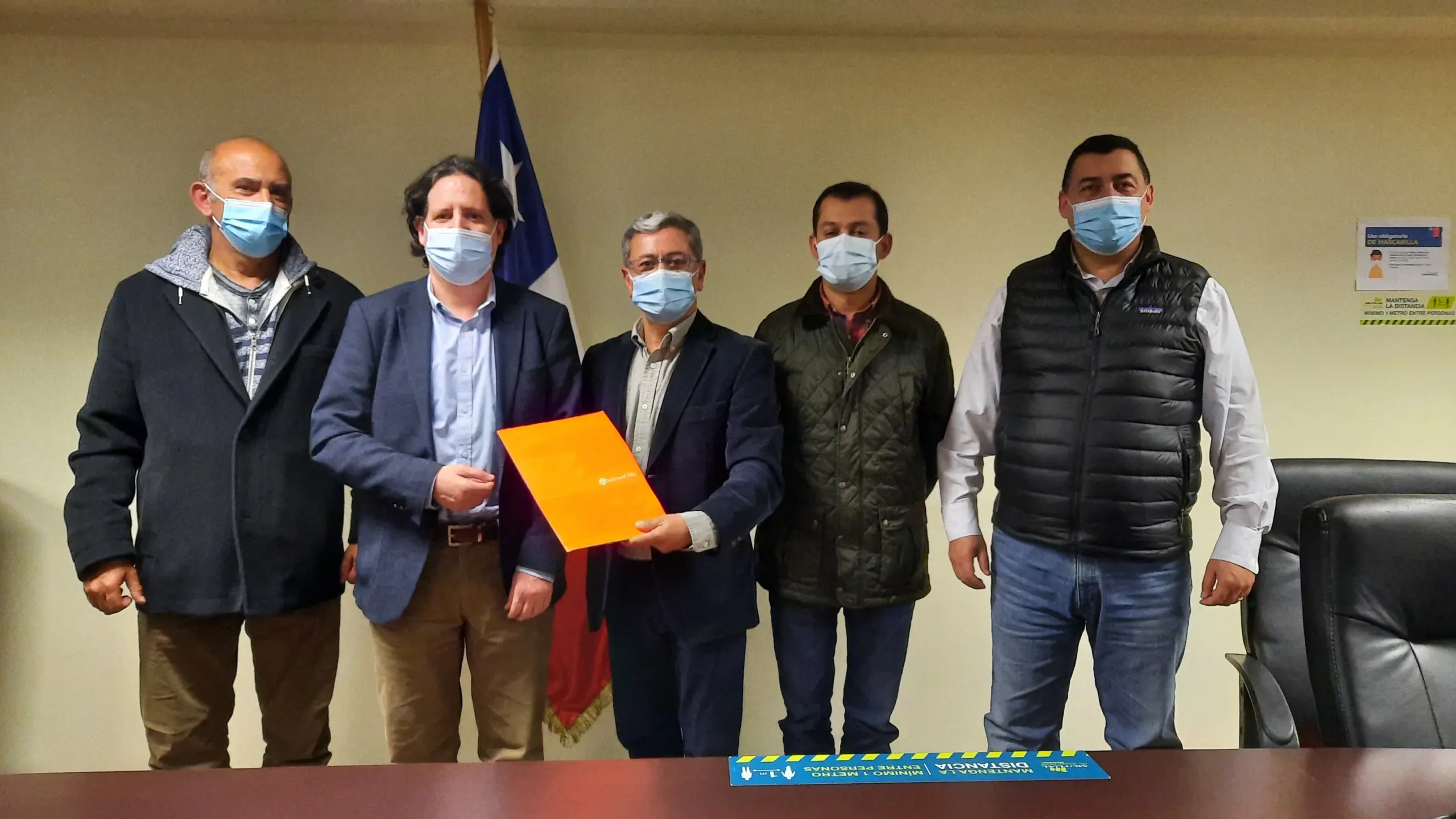 SalmonChile se reúne con delegado presidencial de La Araucanía para dar a conocer el sector salmonicultor