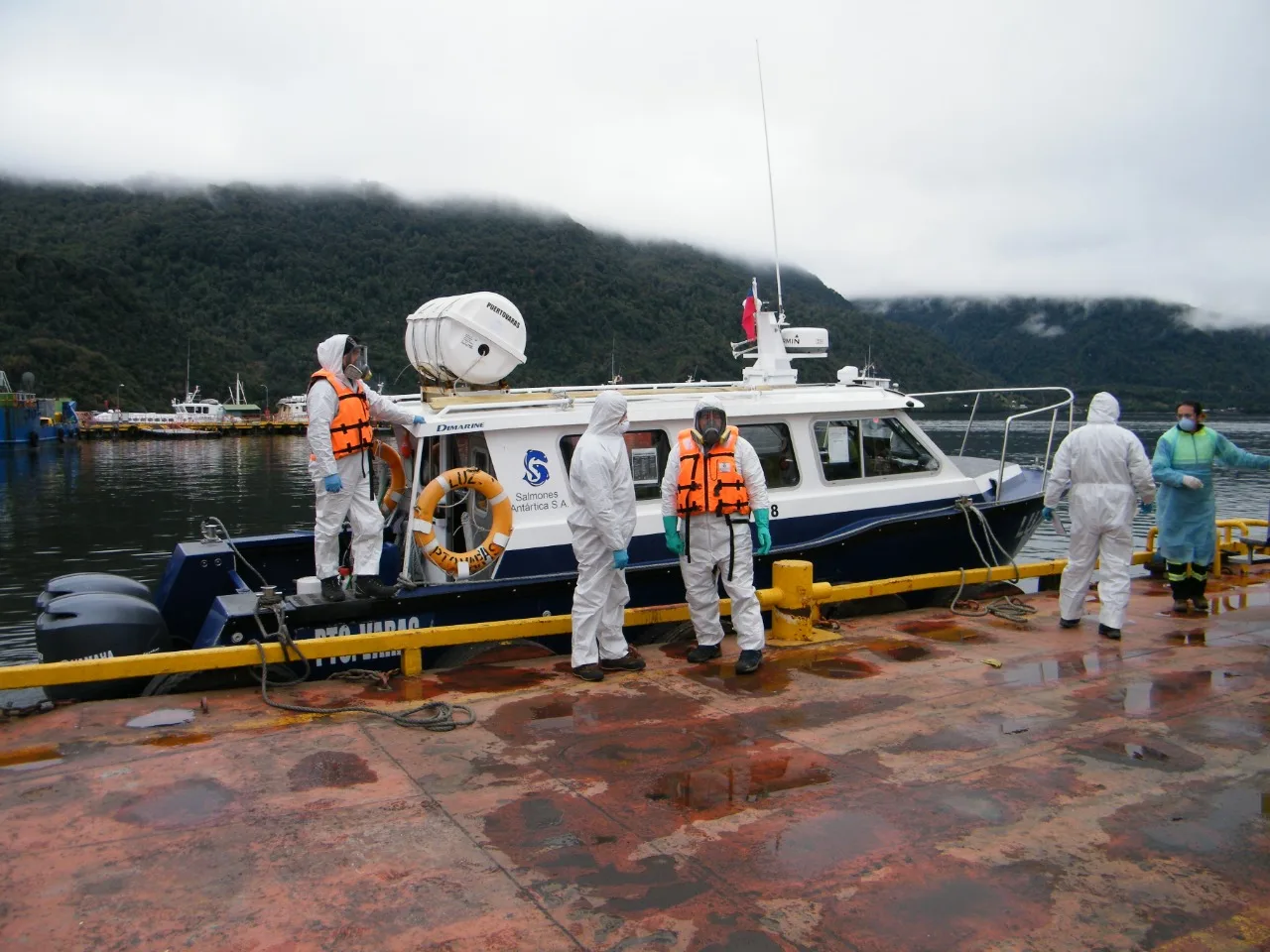 Aysén: industria salmonera realiza primer simulacro de evacuación de operario con Covid-19