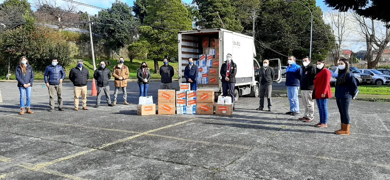 Servicio de Salud Del Reloncaví recibe donación de empresas salmoneras