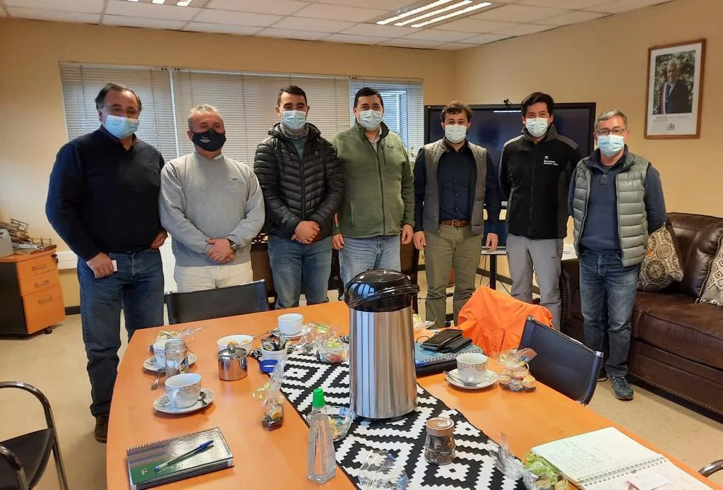 SalmonChile y empresas asociadas se reunieron con nuevos alcaldes de Melipeuco y Curacautín