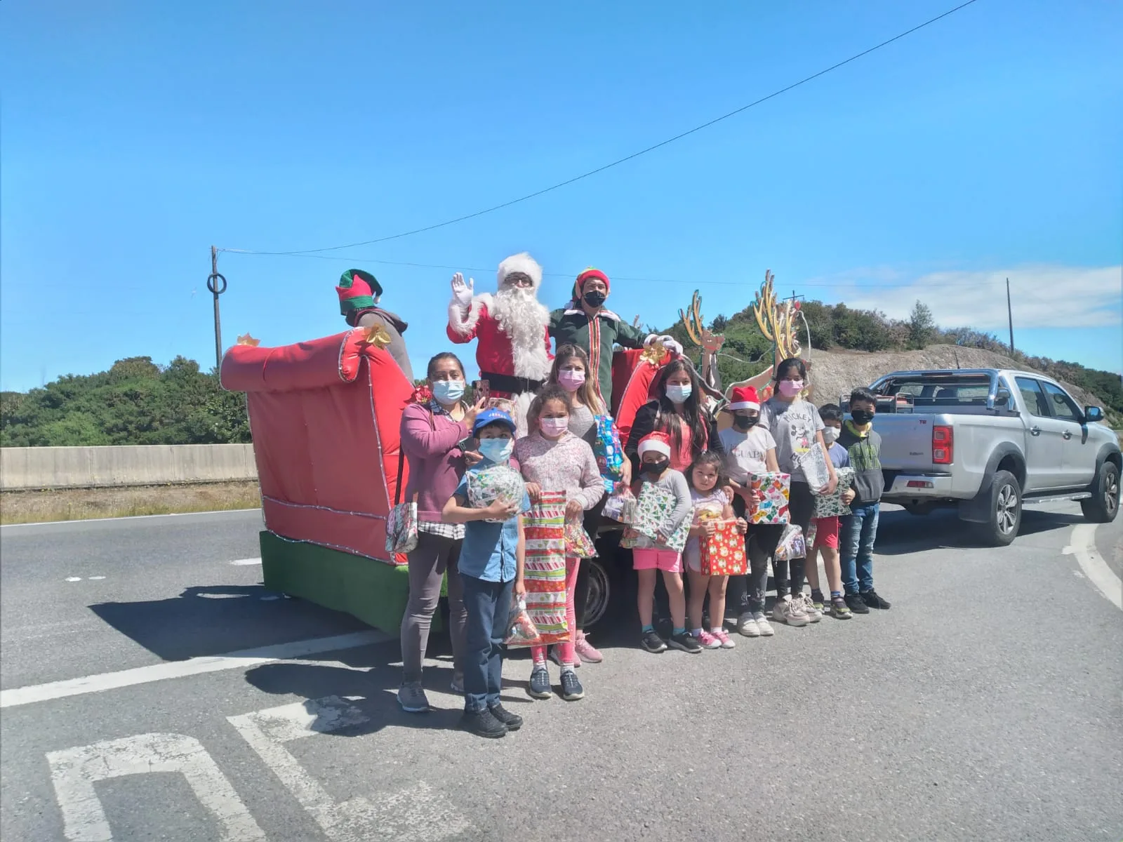 Calbuco: SalmonChile participó junto a comunidad Ñuke Mapu