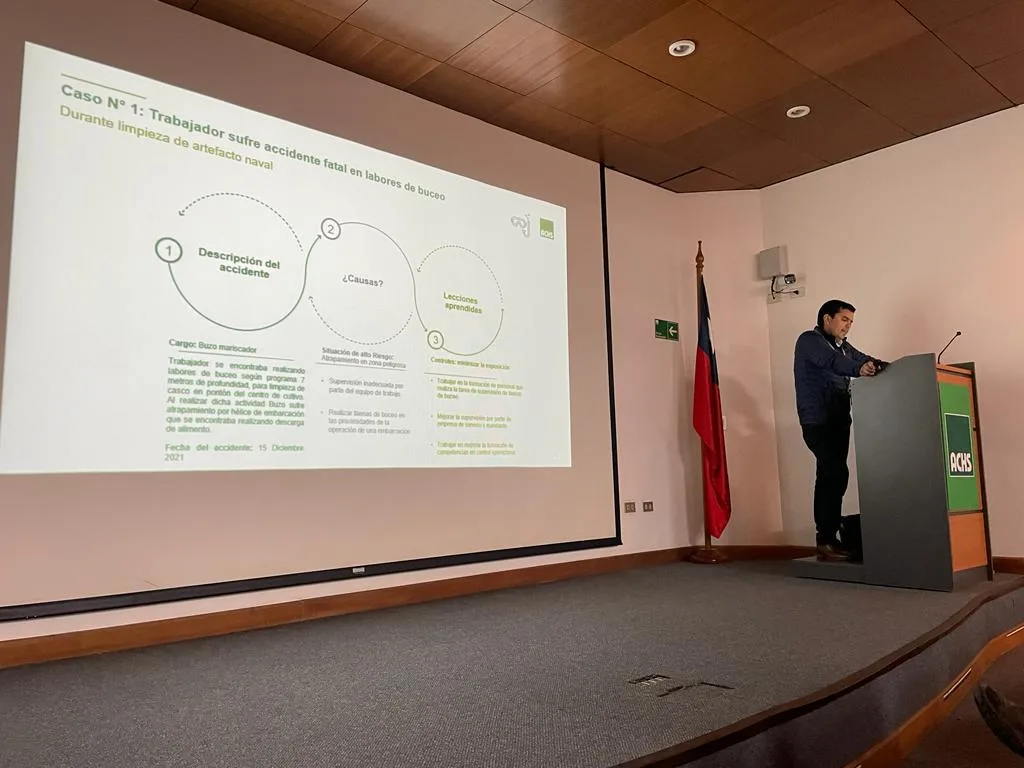 ACHS y SalmonChile realizan taller para prevención de riesgos en la industria salmonera