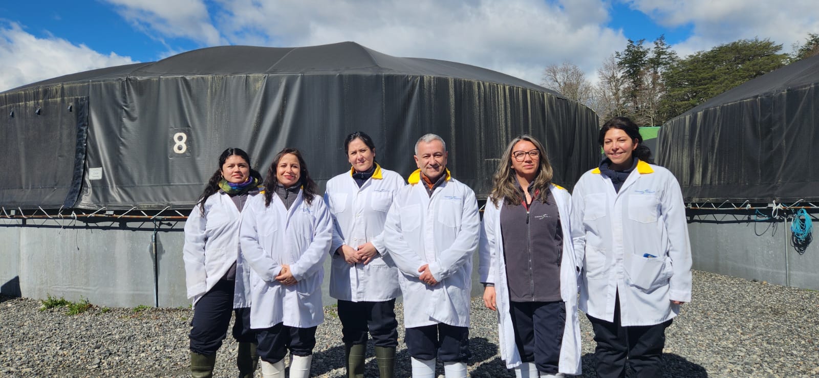 Seremi de la Mujer de La Araucanía conoció el trabajo y liderazgo femenino en piscicultura de Hendrix Genetics